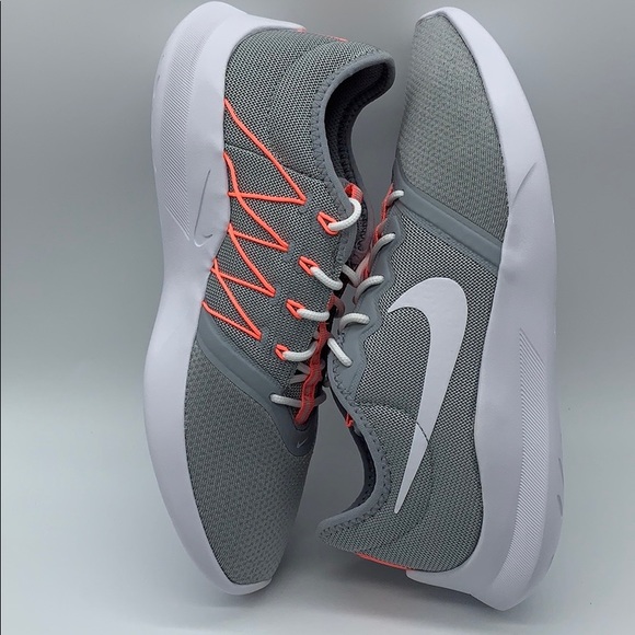 • NIKE VTR wolf grey/white-lava glow WMNS - Picture 7 of 16